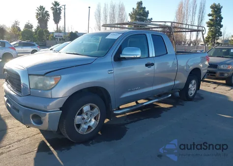2008 Toyota Tundra Sr5 4.7L V8 z USA, uszkodzony, nr VIN 5TFRT54178X018531